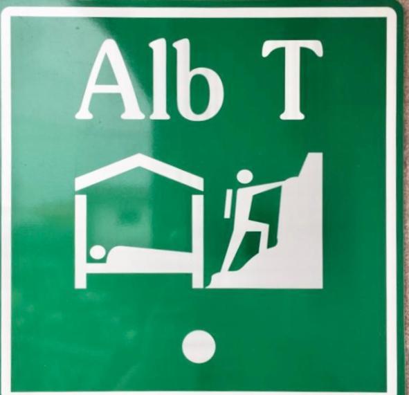 Albergue Internacional De リャネス エクステリア 写真