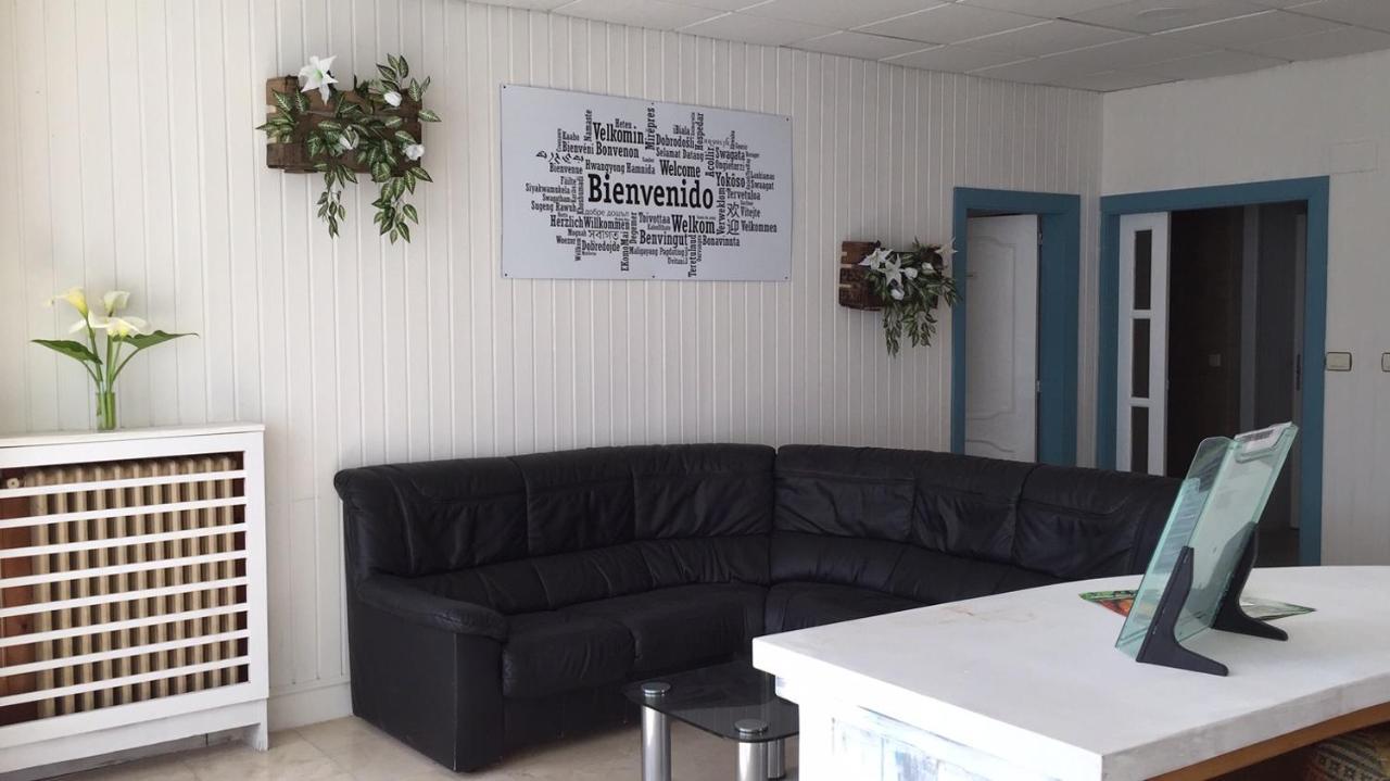Albergue Internacional De リャネス エクステリア 写真